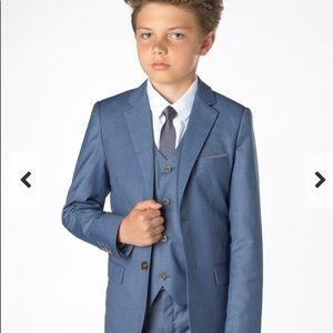 Boys Classic 3-Piece Chambray Suit Size 10 Slim